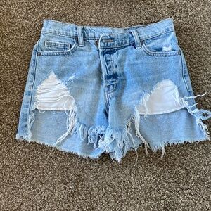 Hidden distressed shorts